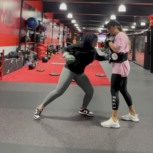 Nessy Boxing - Thumbnail