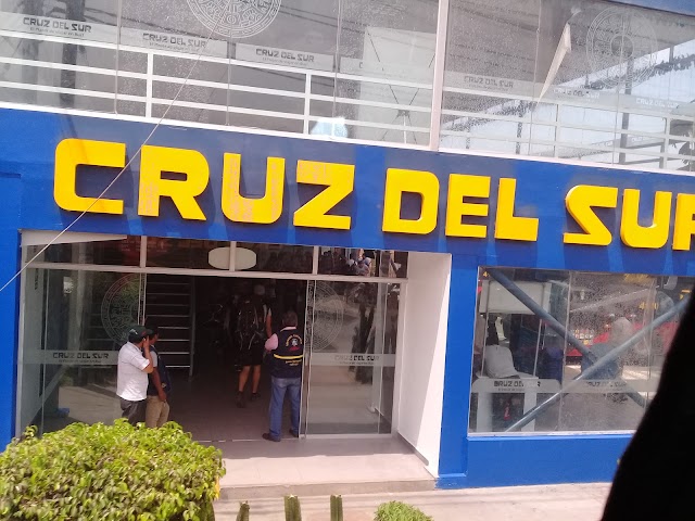 Cruz del Sur Terminal