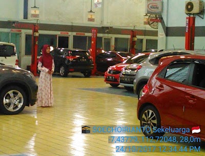 Photos of Cuci Mobil Compass