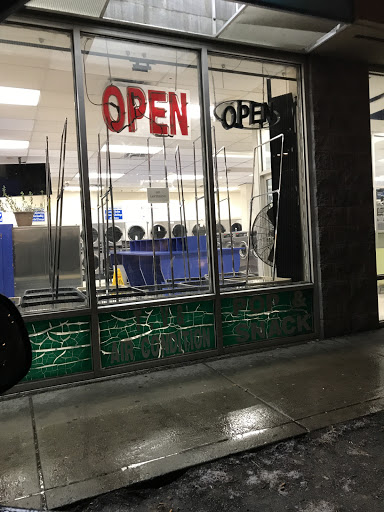 Family Wash Laundromat - Thumbnail