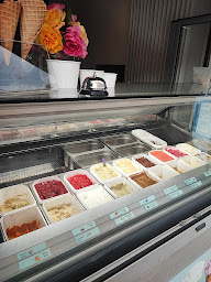 Photo n°35 de KramiK à Valensole (Marchand de glaces)