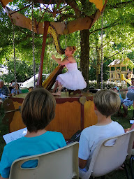 Photo n°25 de Foyer Rural Sallésien à Salles-sur-Mer (Siège social)