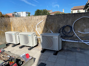 Photo n°10 de Domo Energies à Saint-Romain-le-Noble (Entreprise d'énergie solaire)