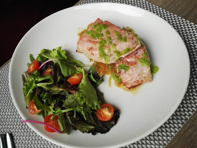 El 9 Brasserie
