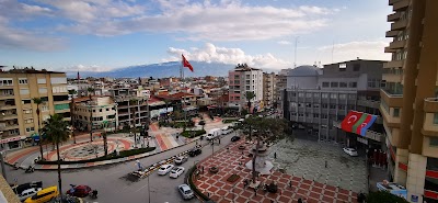 Nazilli Belediye Meydanı
