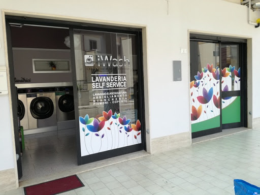 Lavanderia IWASH by Anna Comi Logo