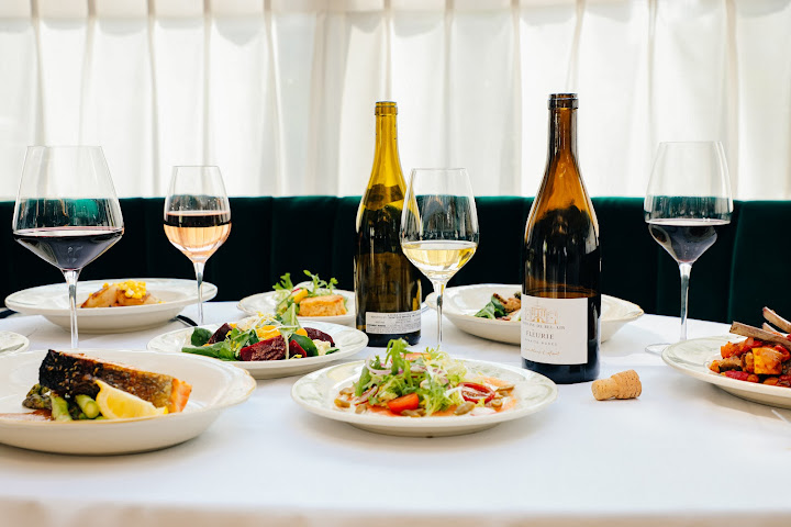 Ellington Park Bistro by null