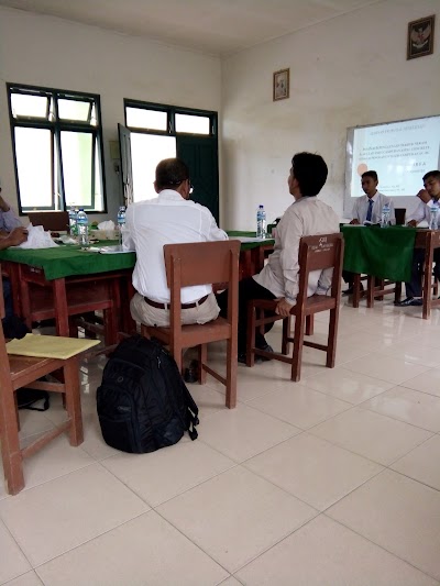 Photos of Fakultas Teknik Universitas Al Muslim