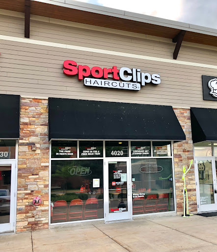 Sport Clips Haircuts of Madison - Walnut Grove Shoppes - Thumbnail