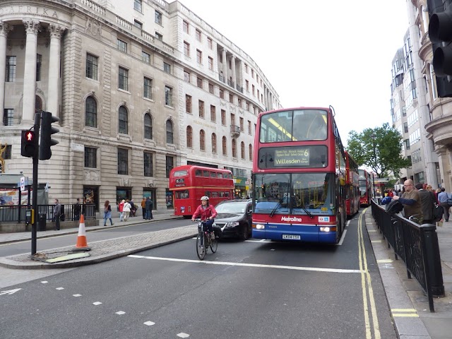 Trafalgar Square (Stop W)