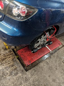 Tyremaster leeds