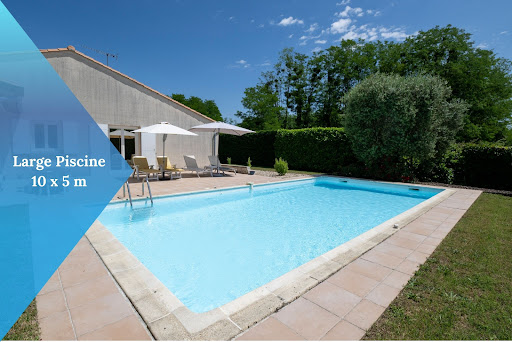 Photo de Évasion à proximité de Bordeaux - Piscine Privée à Podensac (33720)