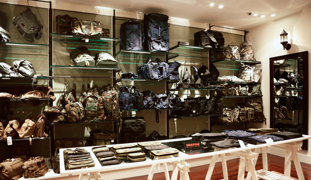 BEAMS PLUS Marunouchi Store by null