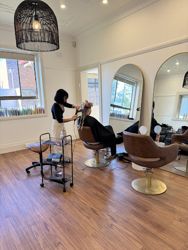 Vasili Hair co