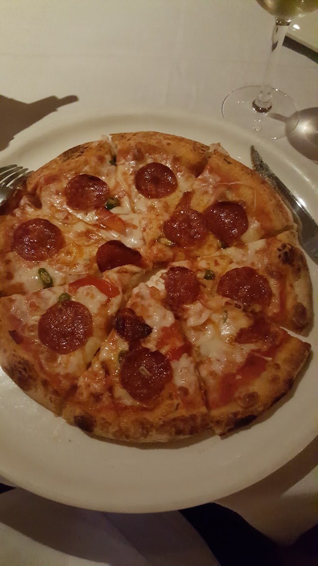Frankie's Italian Bar & Grill