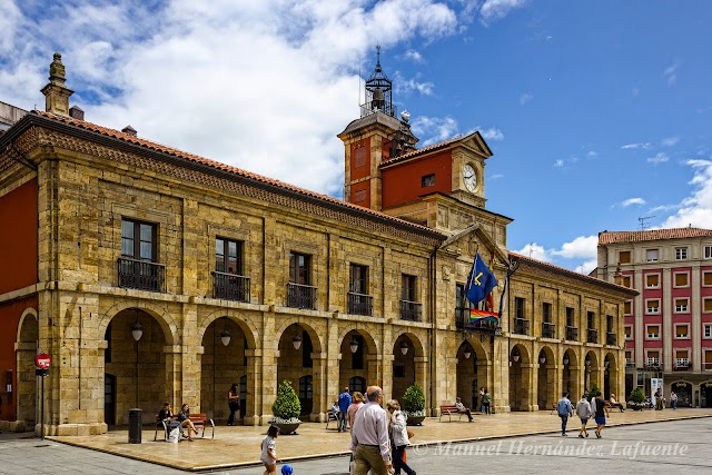 Avilés