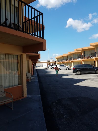 Photos of Grand Prix Motel