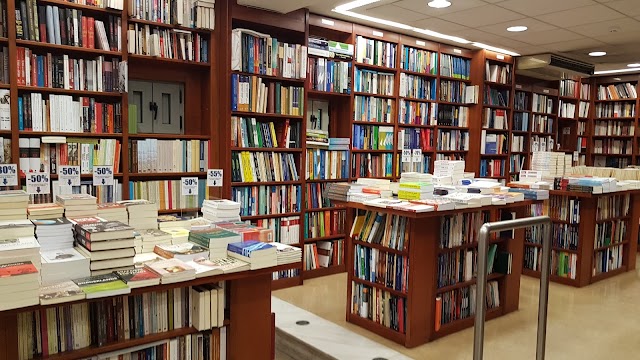 Bookstore Politeia S.A.