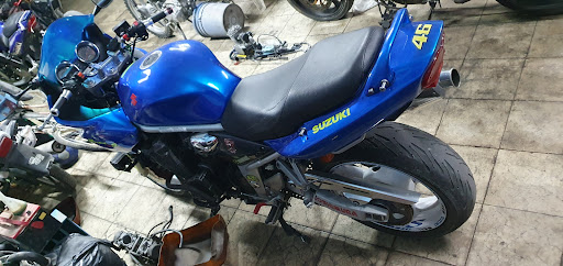 Taller de moto bukles - Thumbnail