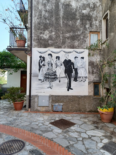 Murale - Vittorio De Sica e Sofia Loren in "Pane, amore e..." Logo