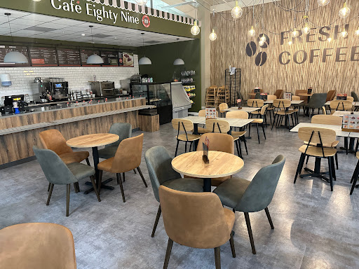 The Range, Hull - Visual