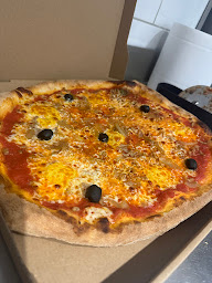 Photo n°16 de Pizza La Napolitaine à Châteaurenard (Pizzeria)