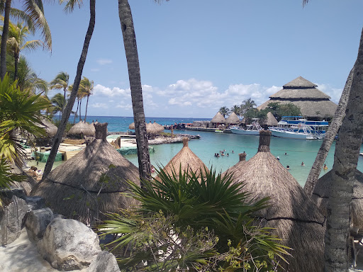 Zona Arqueológica de Xcaret (dentro del parque ecoturístico XCARET) - Thumbnail