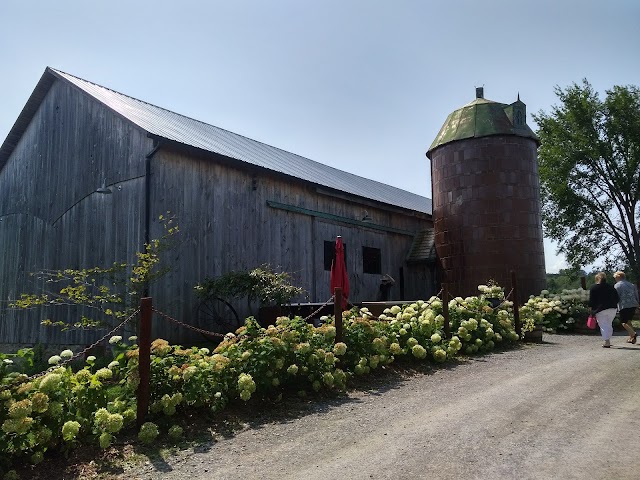 South Pond Farms
