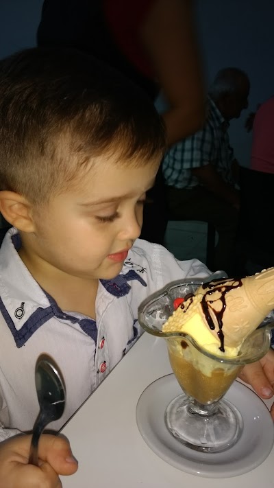 Photos of Pan-crem Heladeria y Pasteleria