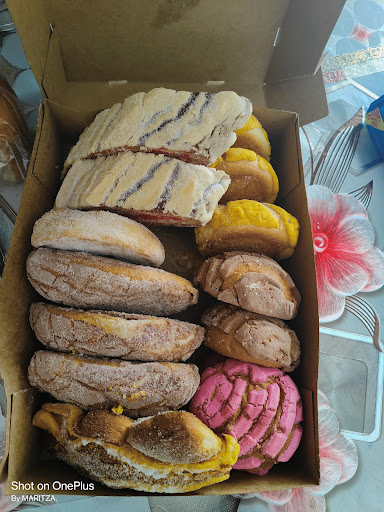 Rosas Pasteleria Panaderia - Thumbnail
