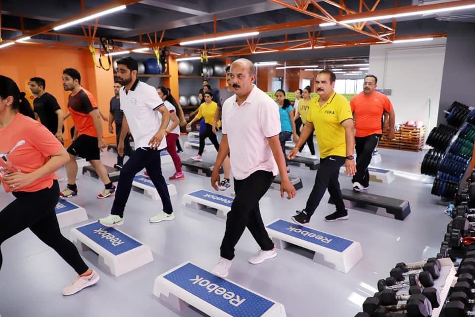 Khw Gym Aerobics Studio Kunas Best Biggest Gym In Bhavnagar