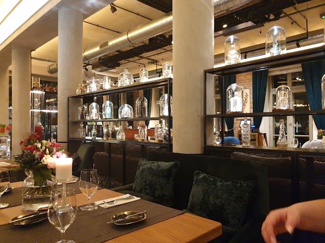 Rest Baczewskich Pałacyk Szucha Kuchnia Polska Warszawa Mokotów Restauracja