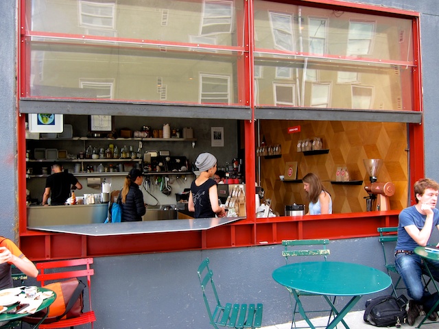 Linea Caffe