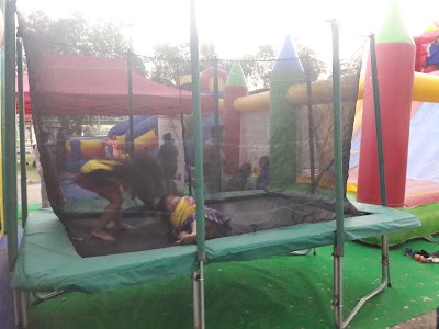 Photos of 3 Poniente Park