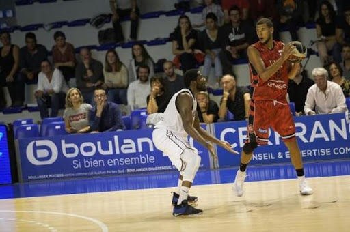 PB86 - Salle Omnisports Jean-Pierre Garnier - Thumbnail