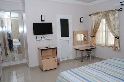 Photos of Sambeatz Hotel And Suites