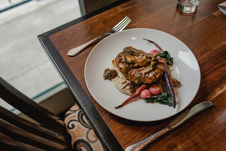 Registry Bistro by null