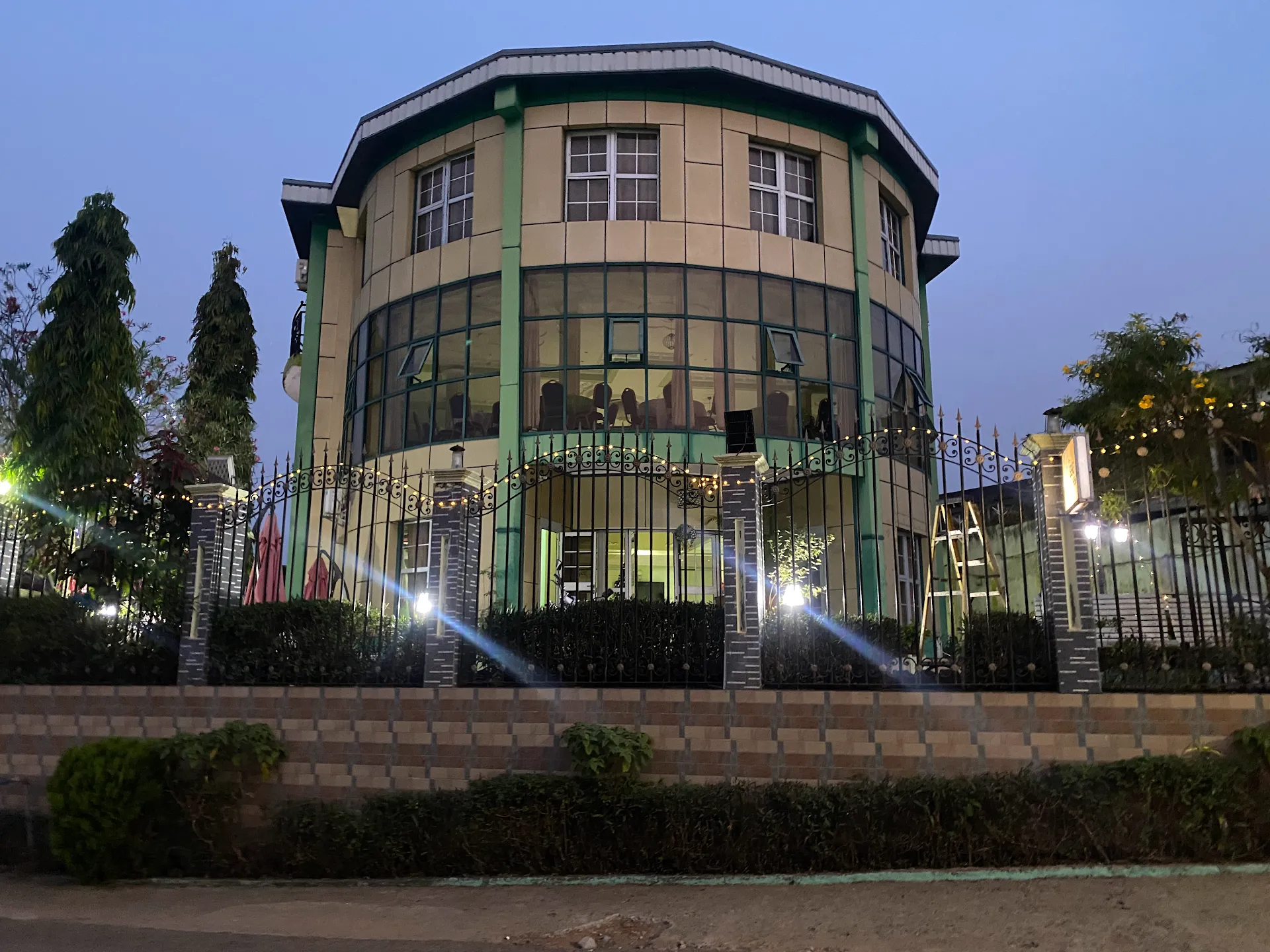 6ème SENS HOTEL