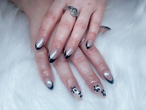 Hannah’s Healthy Nail - Thumbnail