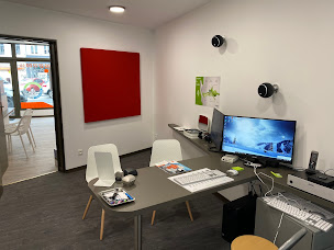 Photo n°2 de AUDIOPROTHESISTE VERIN AUDITION à Le Cateau-Cambrésis (Magasin d'appareils auditifs)