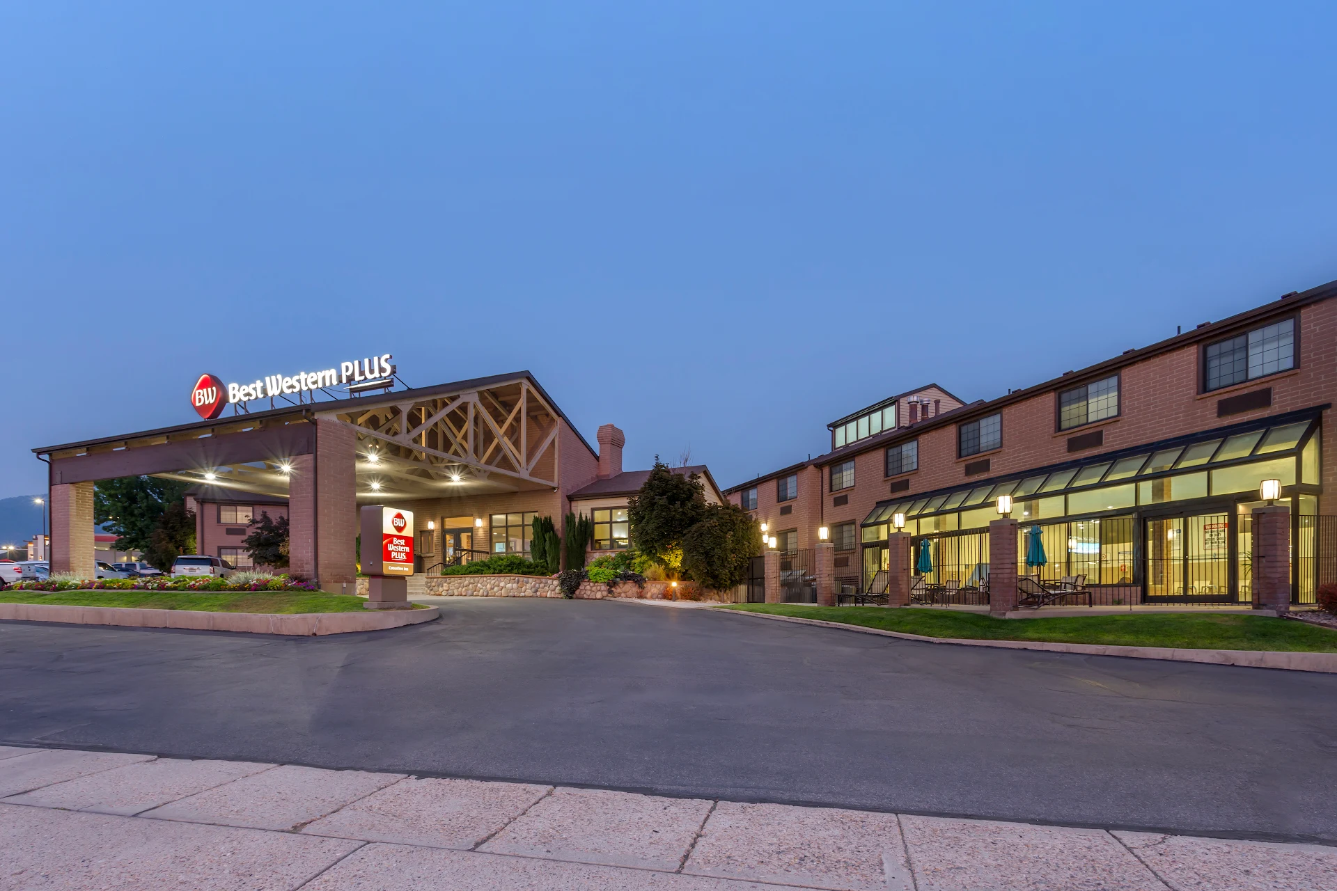 Best Western Plus CottonTree Inn