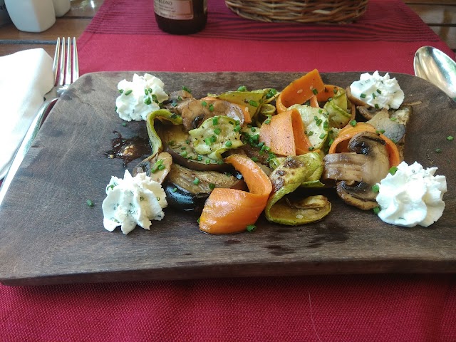 Restaurant Le Port مطعم الميناء