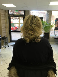 Photo n°16 de Intemporelle Coiffure à Monistrol-sur-Loire (Salon de coiffure)