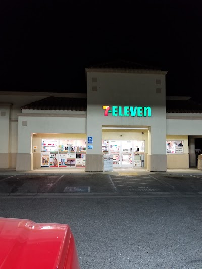 7-Eleven - Closed