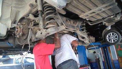 Photos of Mitsubishi Motor Service Center