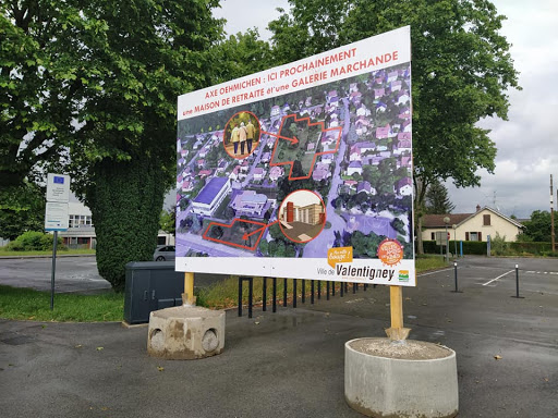 Photo de Les projets de maison de retraite et de galerie marchande à Valentigney (25700)