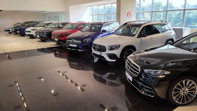 used car dealers