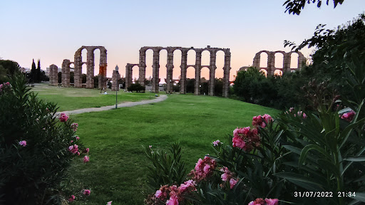 Río Albarregas Park
