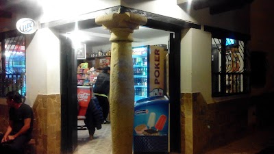 Photos of Estanco JS