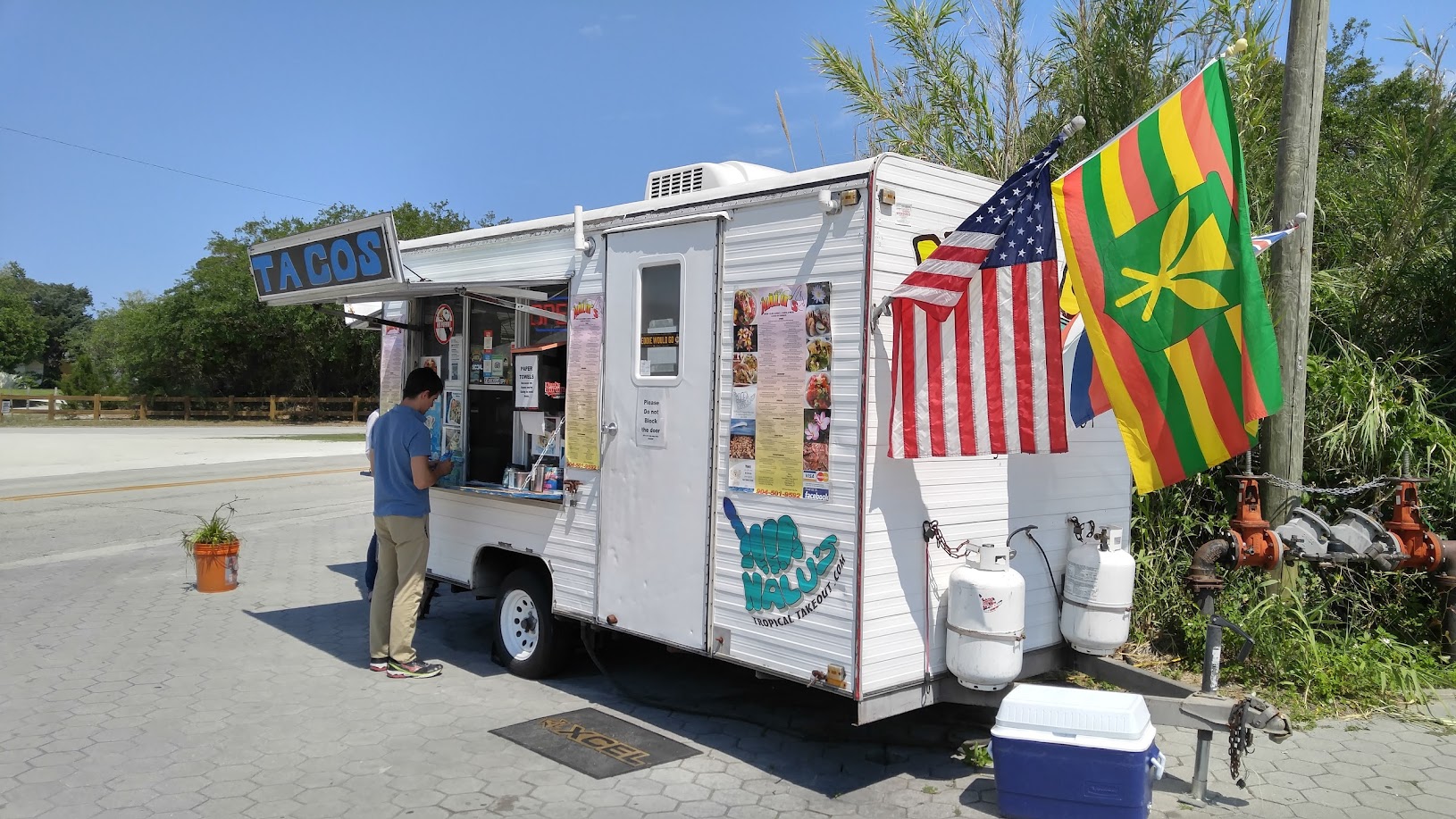 Nalu's Tropical Take Out